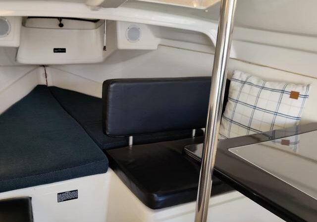 Macgregor 26X Forward Berth