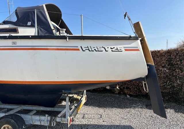 Beneteau First 25