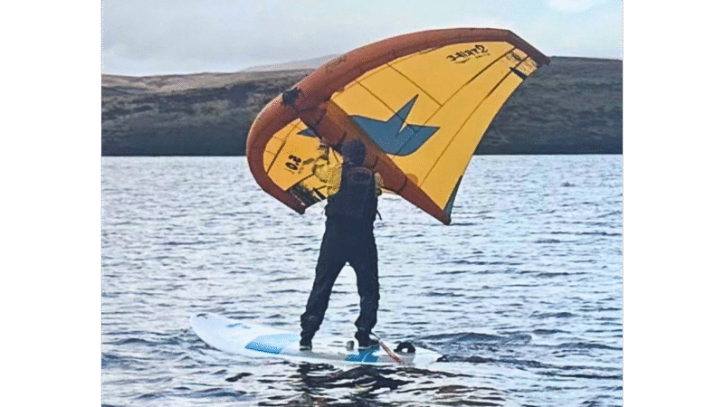 Wingsurfing on lake